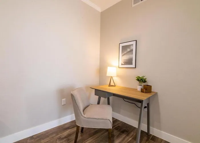 Landing Modern With Amazing Amenities * Scottsdale